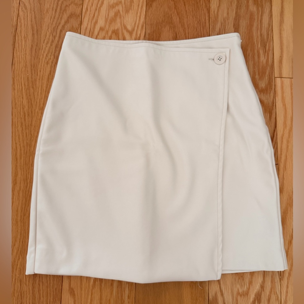 Cream Pleather Skirt